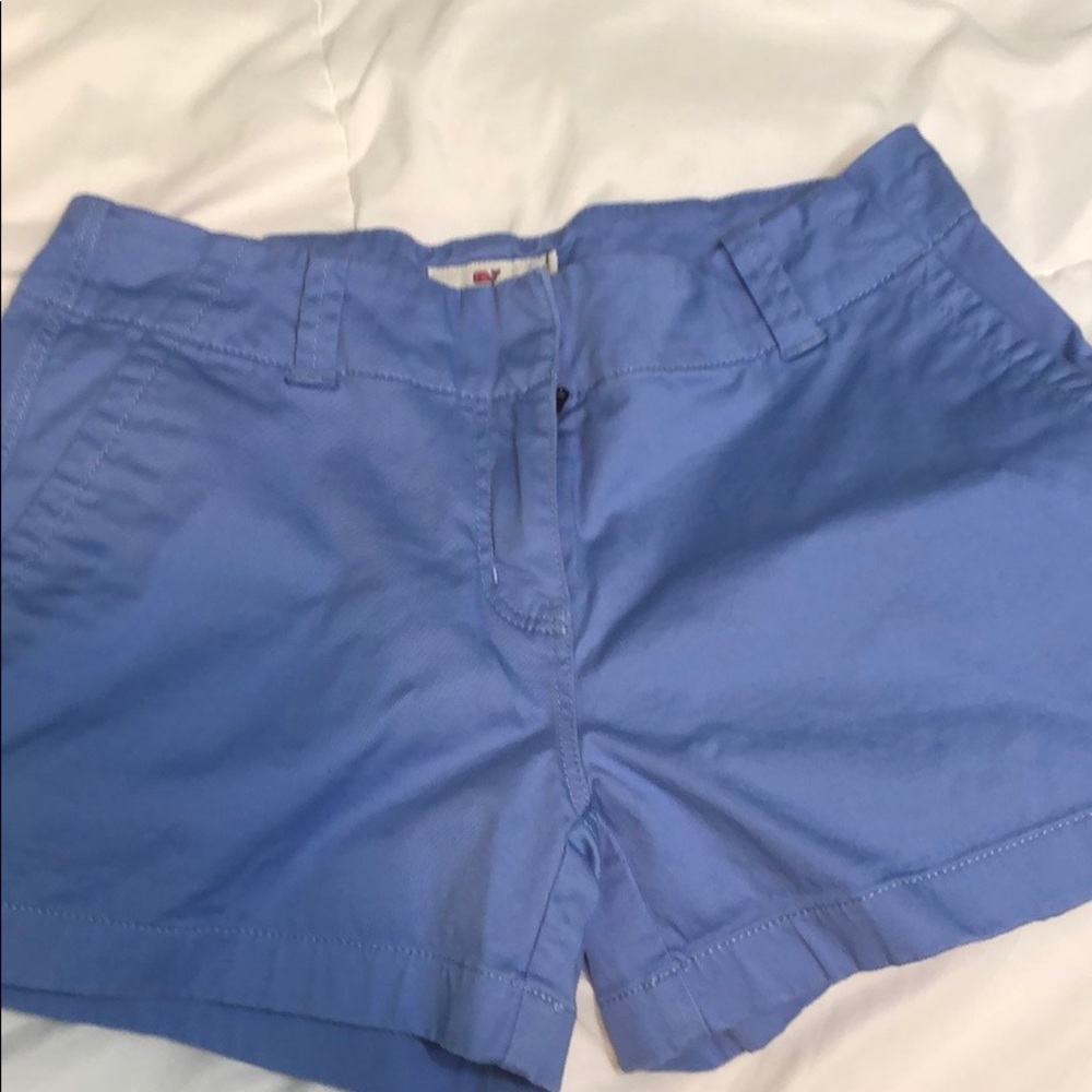 cute vineyard vines shorts!